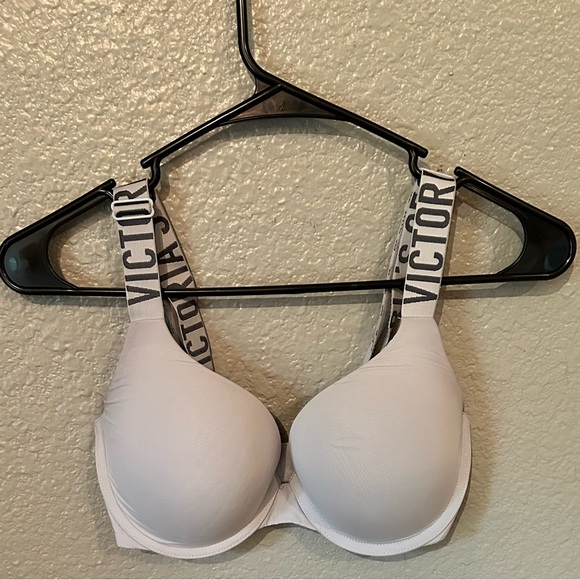 Victoria’s Secret t-shirt push up full coverage bra - Picture 2 of 5